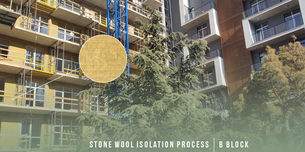 Facade insulation with stone wool